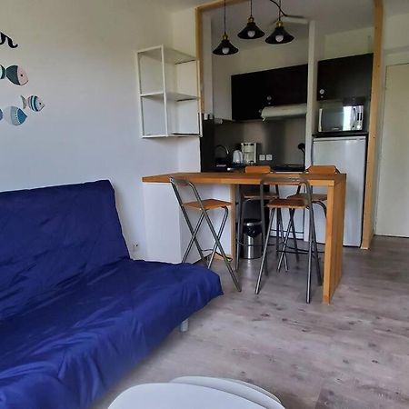Appartement Dans Residence Avec Piscine La Londe-les-Maures Kültér fotó