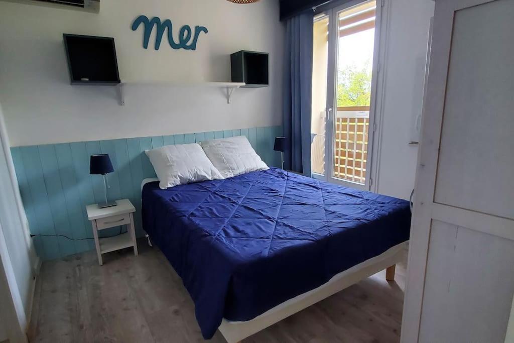 Appartement Dans Residence Avec Piscine La Londe-les-Maures Kültér fotó